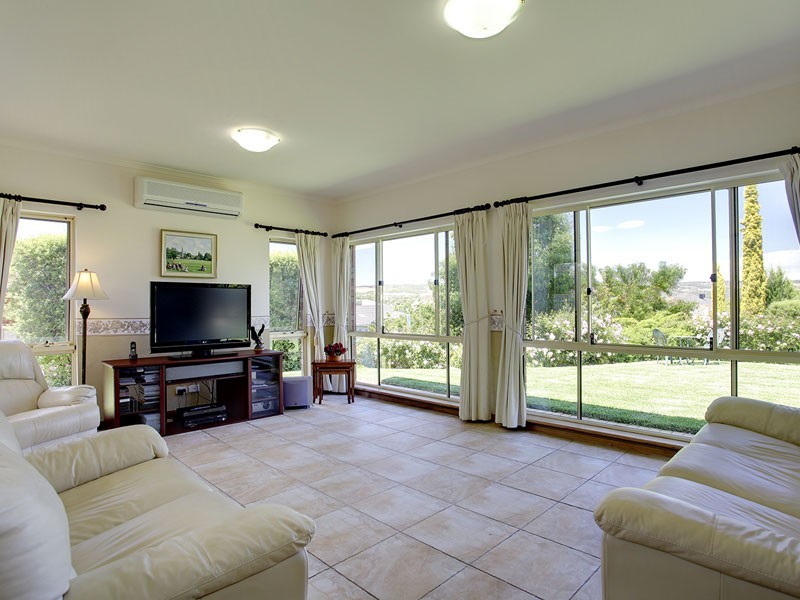 16 Vales Court, Mclaren Vale SA 5171