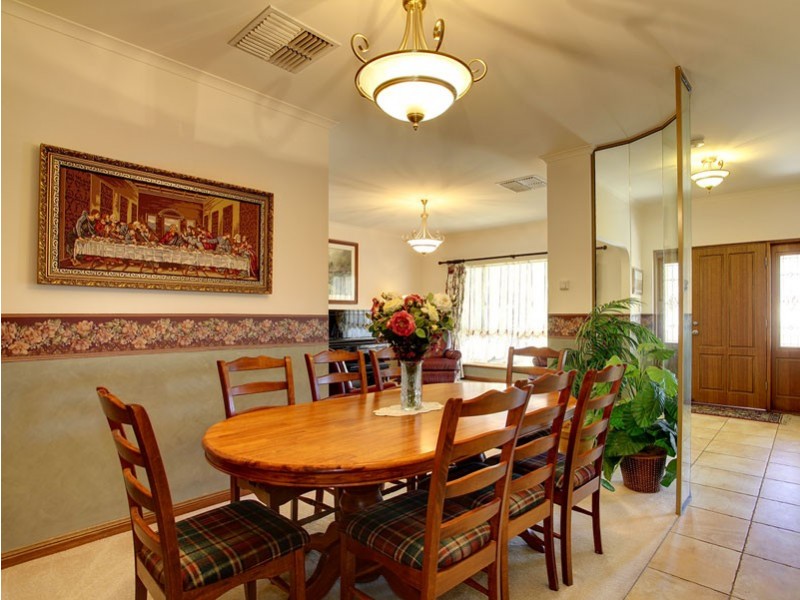 16 Vales Court, Mclaren Vale SA 5171