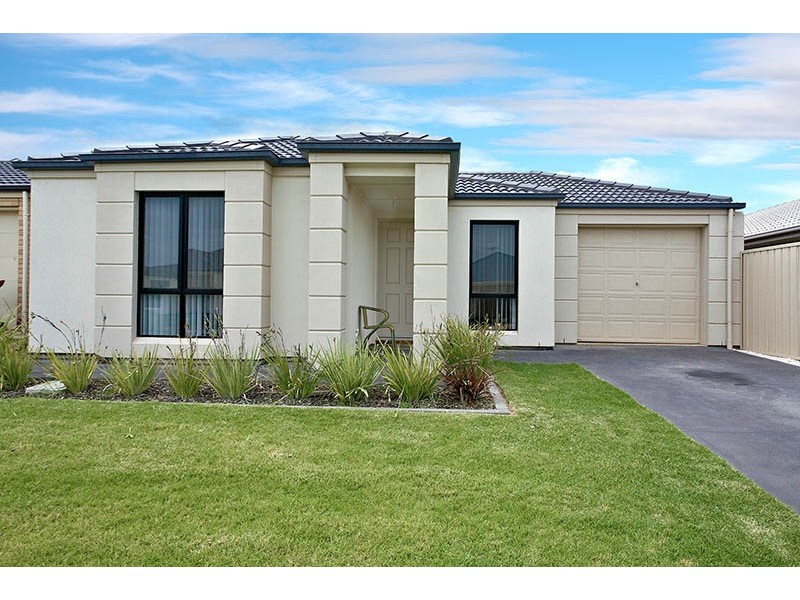 17 Blue Bay Avenue, Aldinga Beach SA 5173