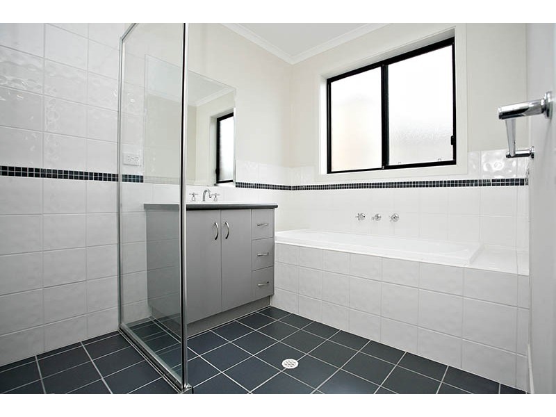 17 Blue Bay Avenue, Aldinga Beach SA 5173