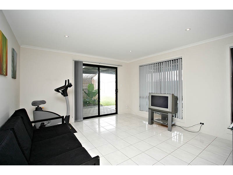 17 Blue Bay Avenue, Aldinga Beach SA 5173