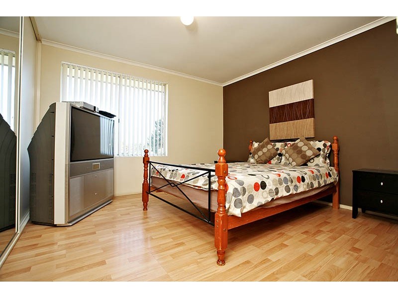 26 Featherstone Drive, Huntfield Heights SA 5163