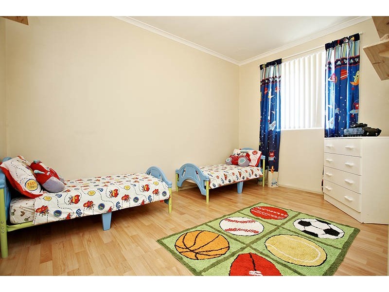 26 Featherstone Drive, Huntfield Heights SA 5163