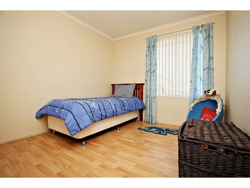 26 Featherstone Drive, Huntfield Heights SA 5163