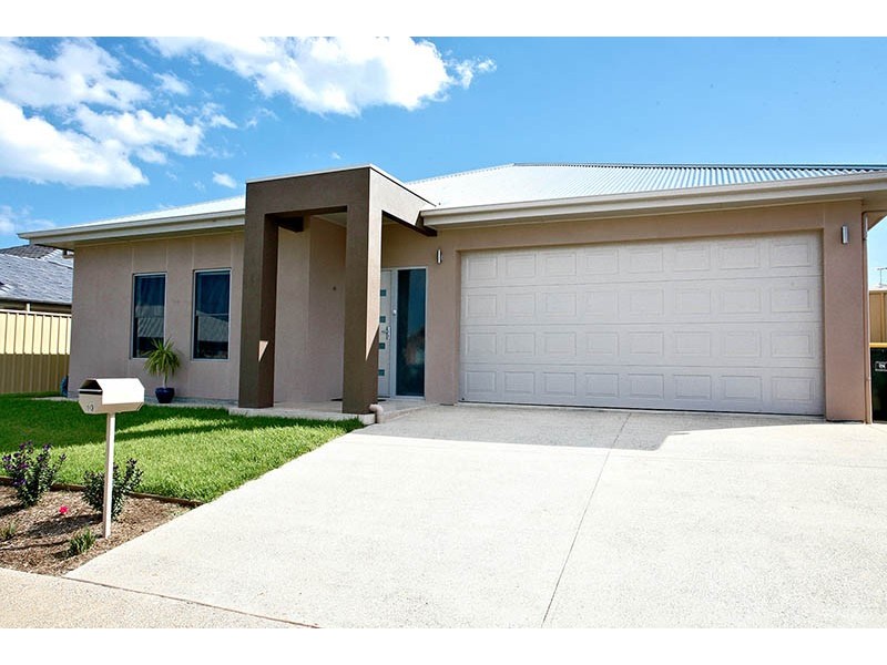10 Mistletoe Avenue, Aldinga Beach SA 5173