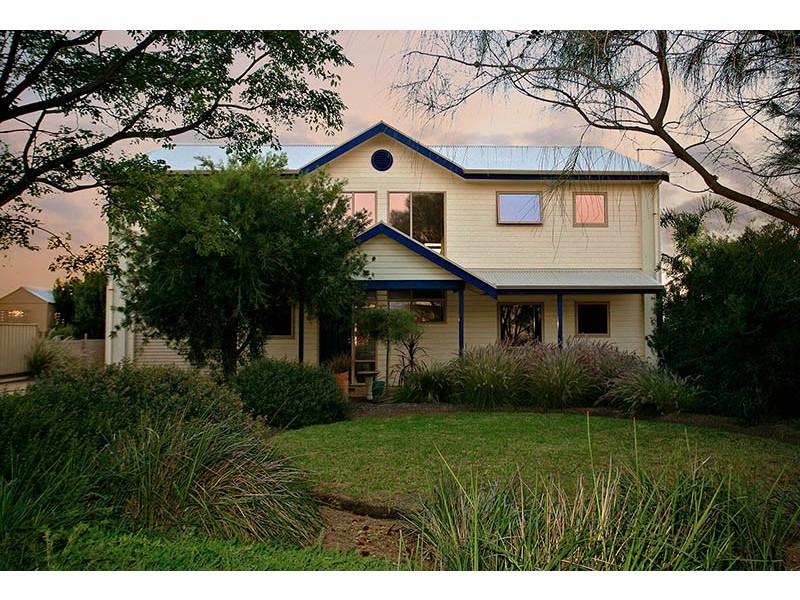 28 Maidencombe Drive, Moana SA 5169