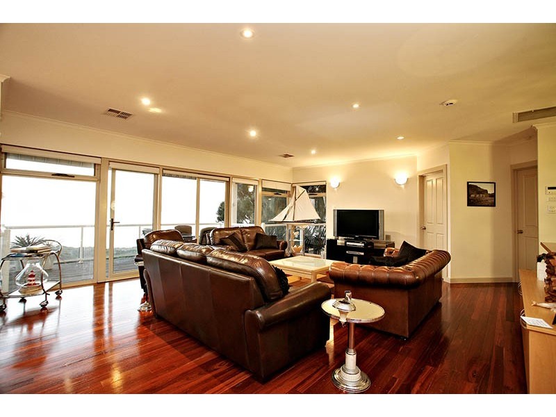 28 Maidencombe Drive, Moana SA 5169