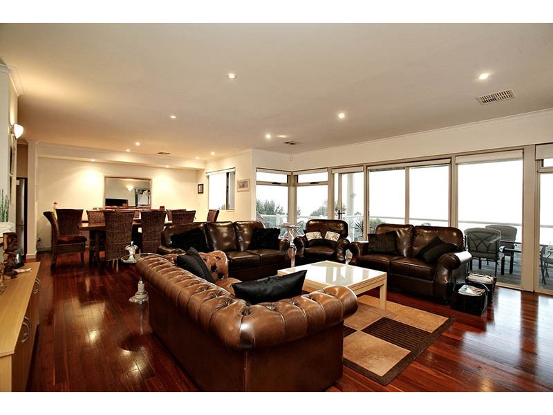 28 Maidencombe Drive, Moana SA 5169