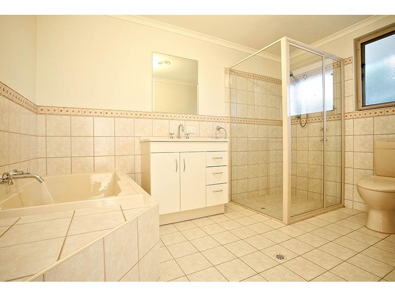 28 Maidencombe Drive, Moana SA 5169