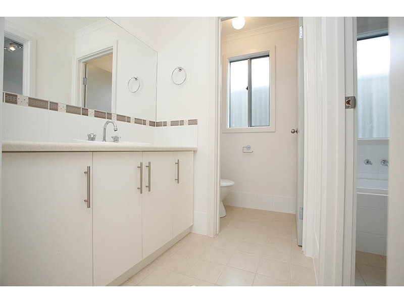 28 Martin Road, Morphett Vale SA 5162