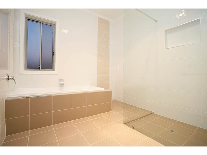 6 Burton Bank, Aldinga Beach SA 5173