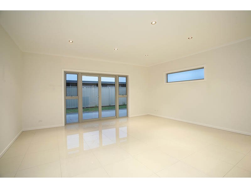 6 Burton Bank, Aldinga Beach SA 5173