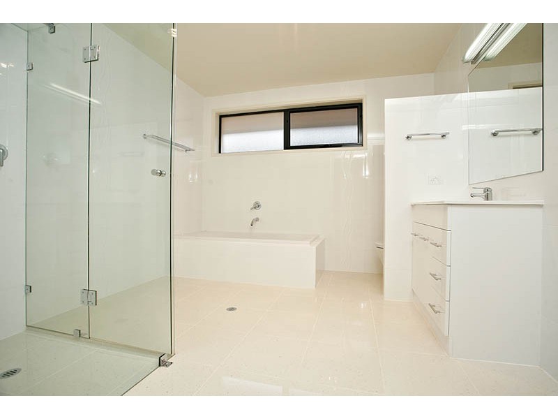 29 Valley View Drive, Mclaren Vale SA 5171