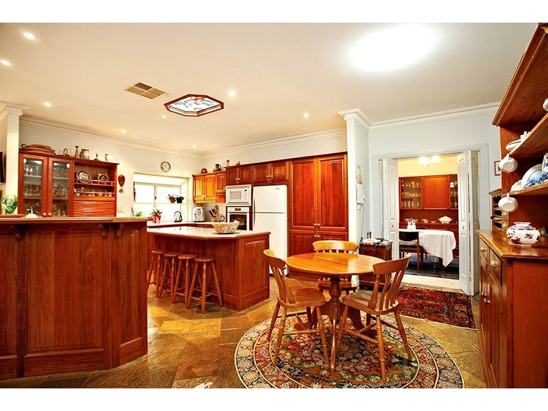 13 Waverley Drive, Willunga SA 5172