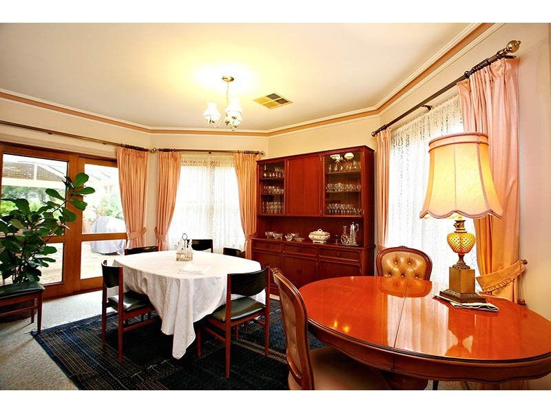 13 Waverley Drive, Willunga SA 5172