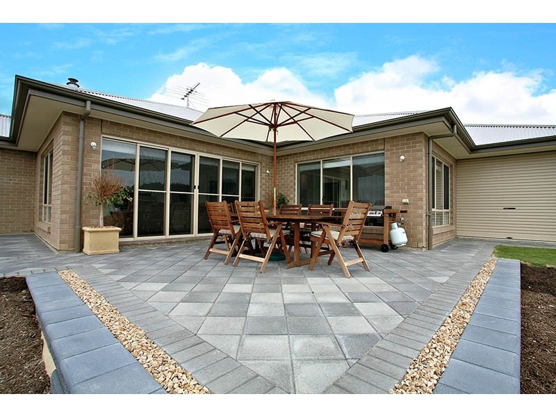 40 George Francis Drive, Mount Compass SA 5210