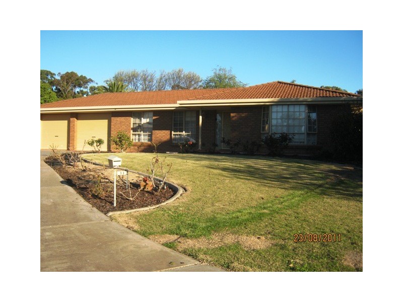 11 Andrew Henning Place, Willunga SA 5172