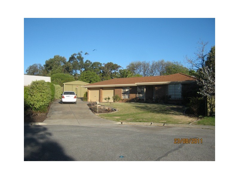 11 Andrew Henning Place, Willunga SA 5172