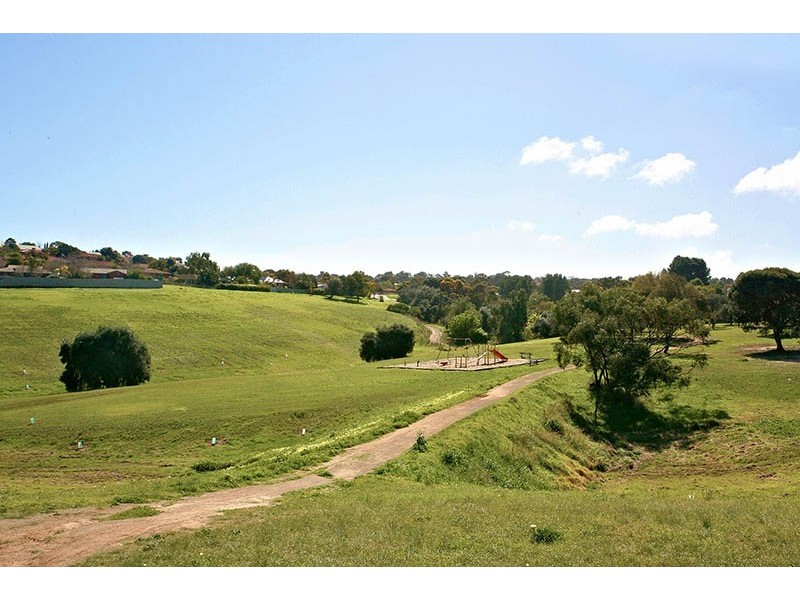 1 Nevis Court, Noarlunga Downs SA 5168