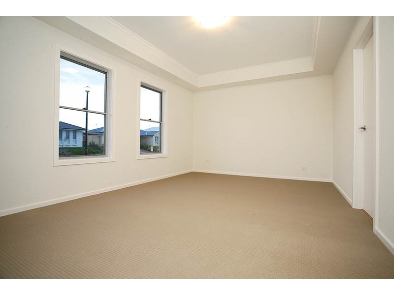 6 Burton Bank, Aldinga Beach SA 5173