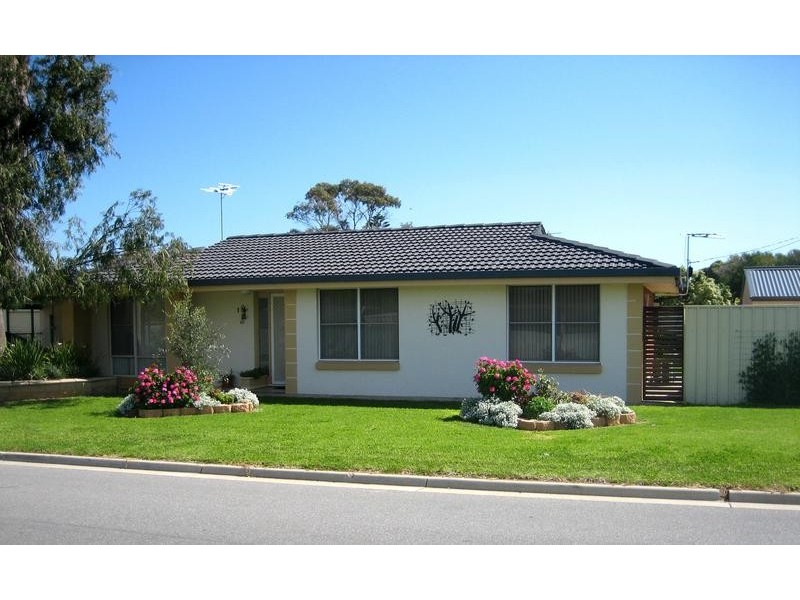 24 Stirling Crescent, Aldinga Beach SA 5173