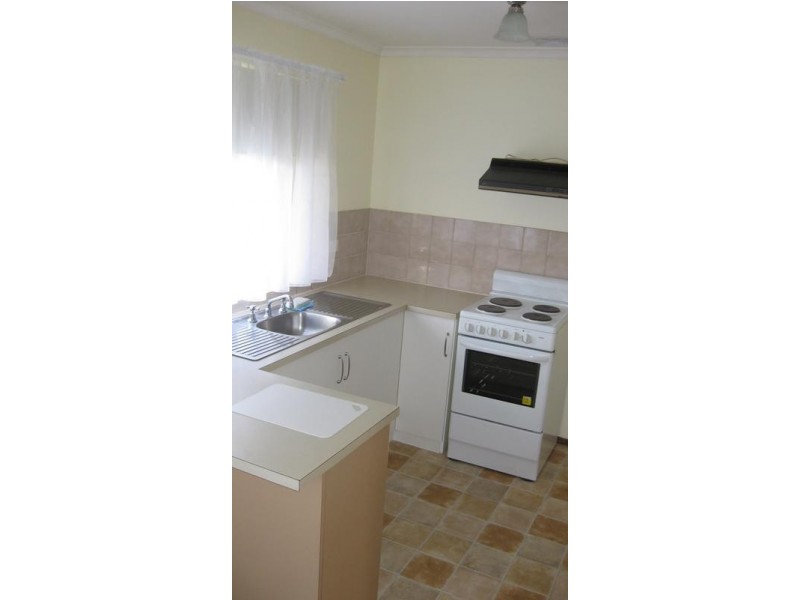 42 Quinliven Road, Aldinga Beach SA 5173