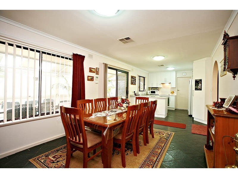 31 Giles Road, Willunga SA 5172