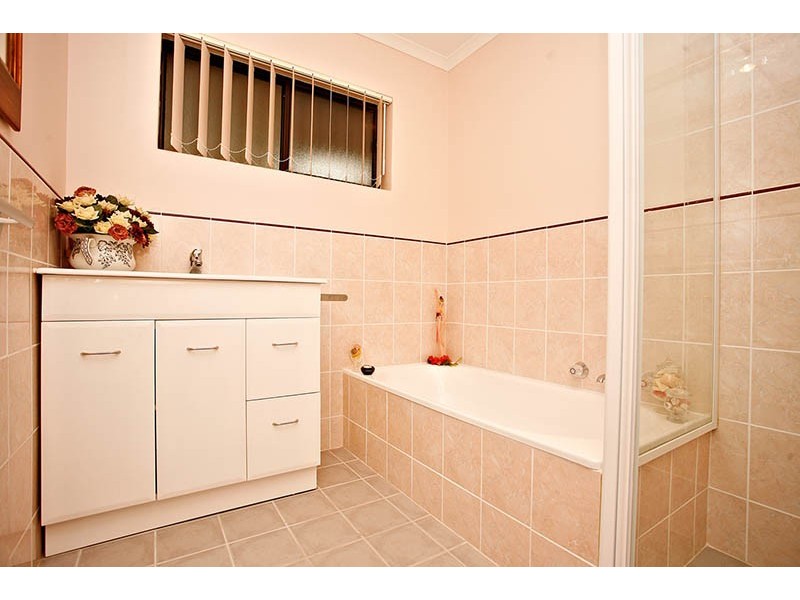 31 Giles Road, Willunga SA 5172