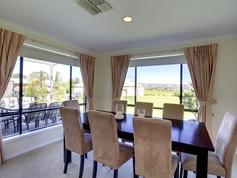 6 Genders Grove, Mclaren Vale SA 5171