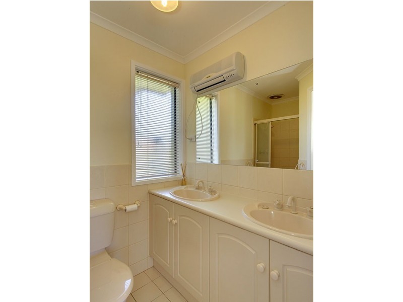 6 Genders Grove, Mclaren Vale SA 5171