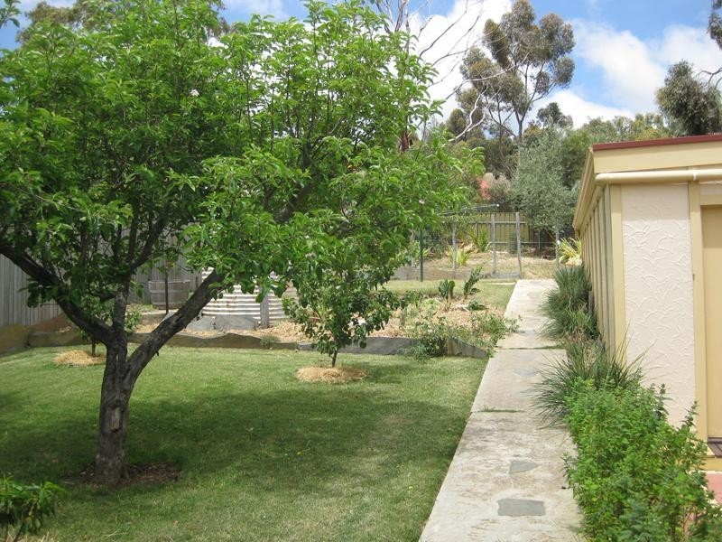 11 Methodist Street, Willunga SA 5172