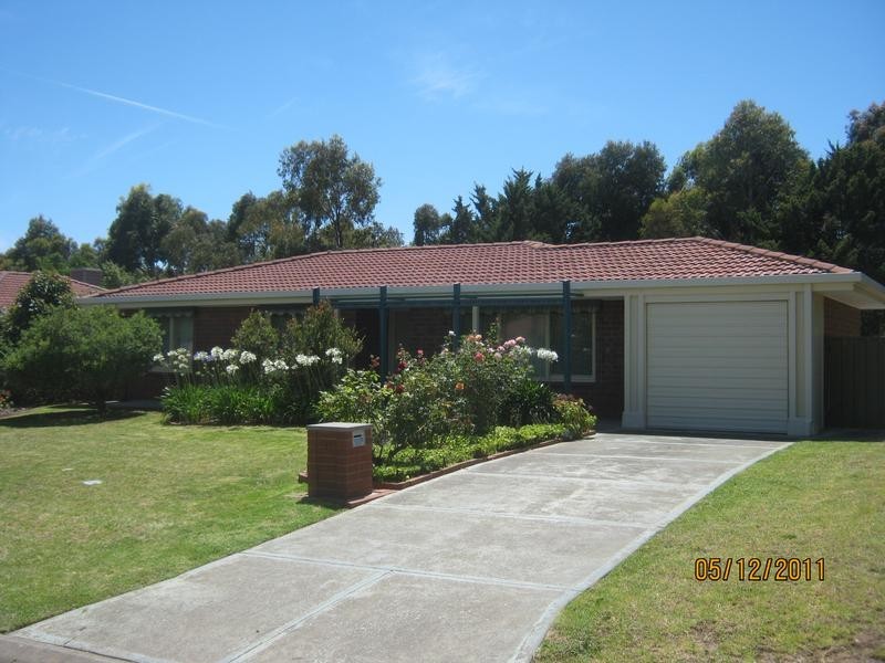 15 Waverley Drive, Willunga SA 5172