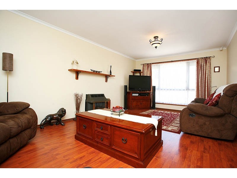 8 Karko Drive, Moana SA 5169