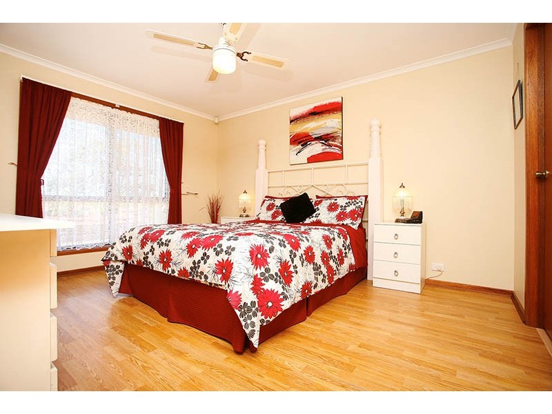 8 Karko Drive, Moana SA 5169