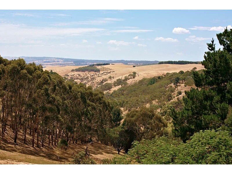 728 Range Road West, Willunga SA 5172