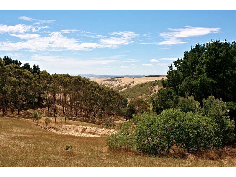 728 Range Road West, Willunga SA 5172