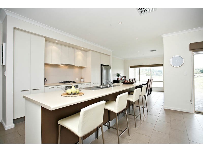 40 George Francis Drive, Mount Compass SA 5210