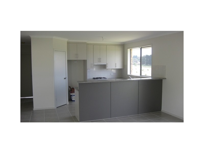 16 George Francis Drive, Mount Compass SA 5210