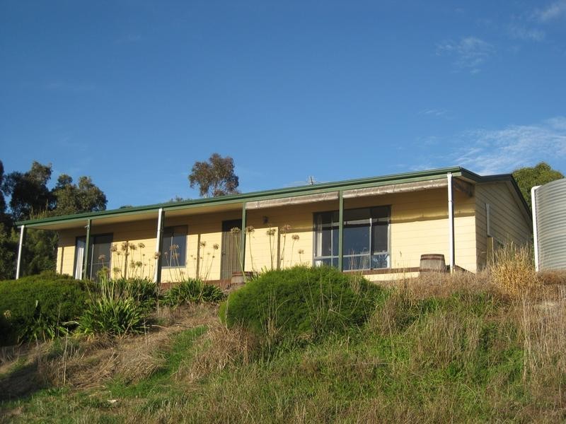 728 Range Road West, Willunga SA 5172