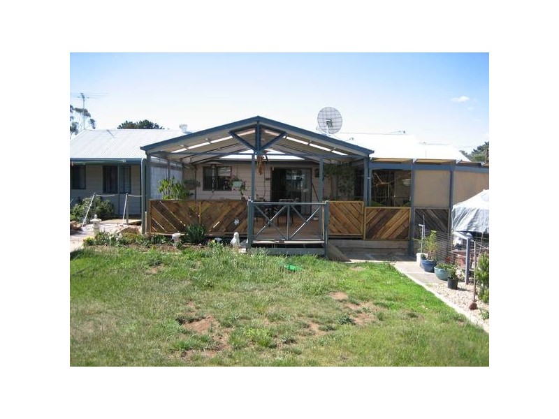 8 Hindmarsh Street, Clayton SA 5256