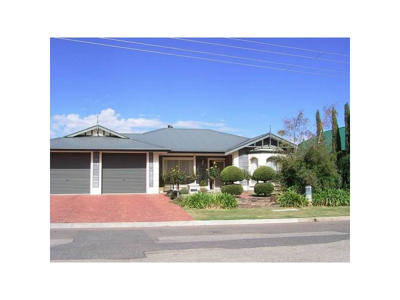 24 Richards Road, Willunga SA 5172
