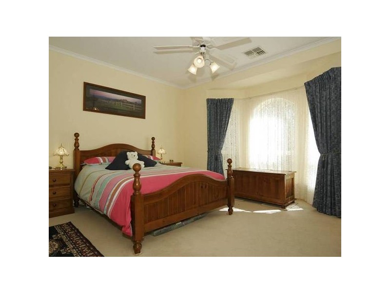 24 Richards Road, Willunga SA 5172