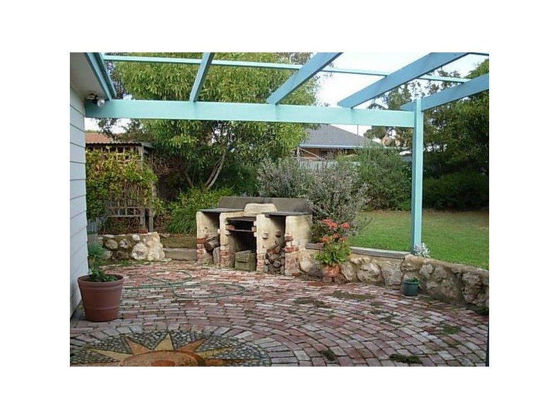 32 Church Street, Port Willunga SA 5173
