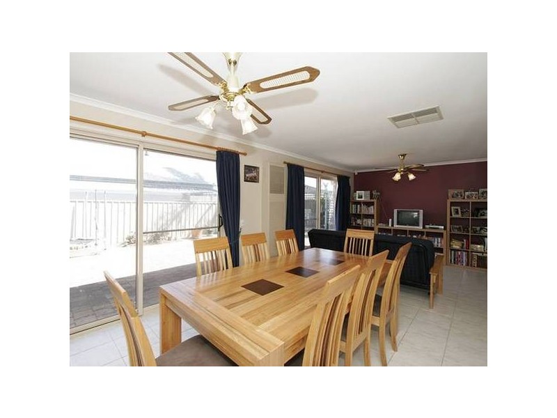 12 Gannet Place, Seaford Rise SA 5169