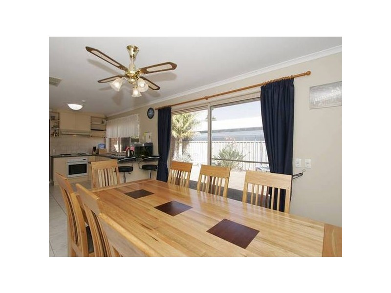 12 Gannet Place, Seaford Rise SA 5169