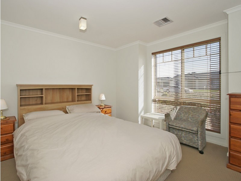 84 Pridham Boulevard, Aldinga Beach SA 5173