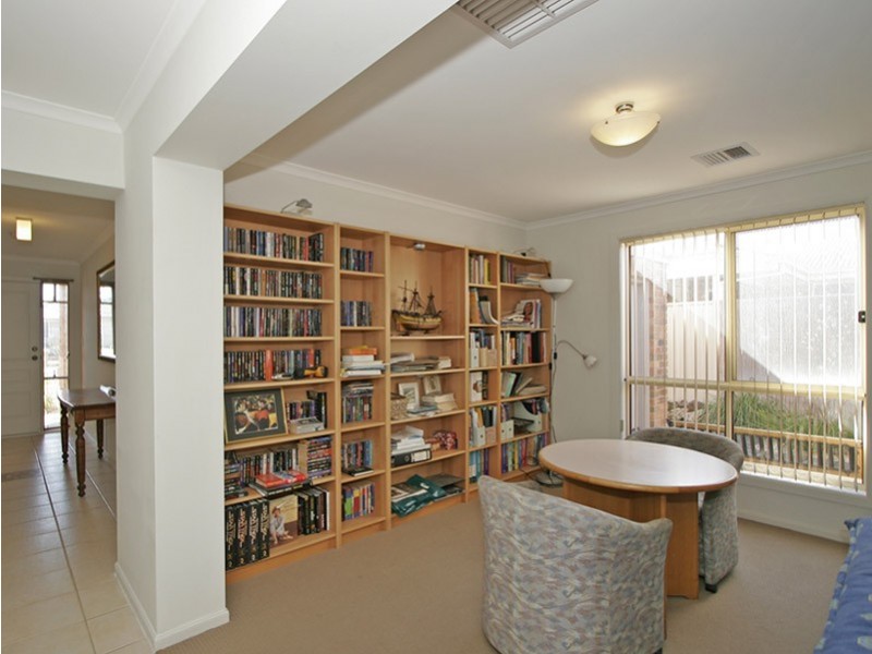 84 Pridham Boulevard, Aldinga Beach SA 5173