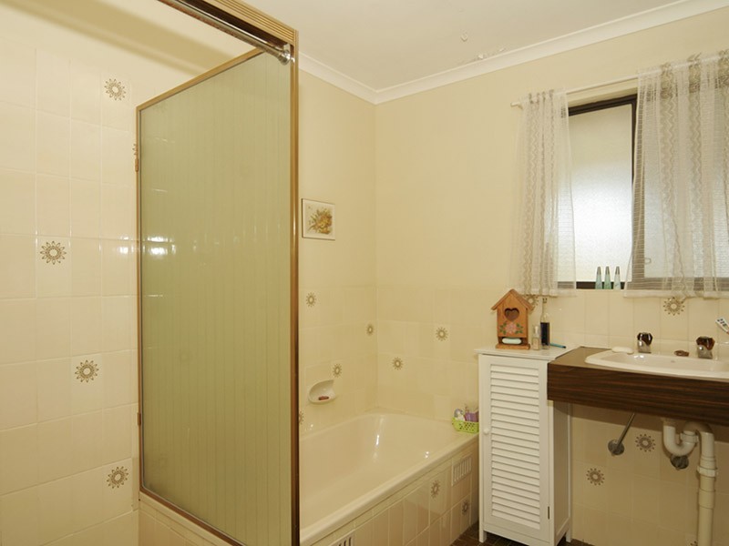 4 Nicol Street, Mclaren Vale SA 5171