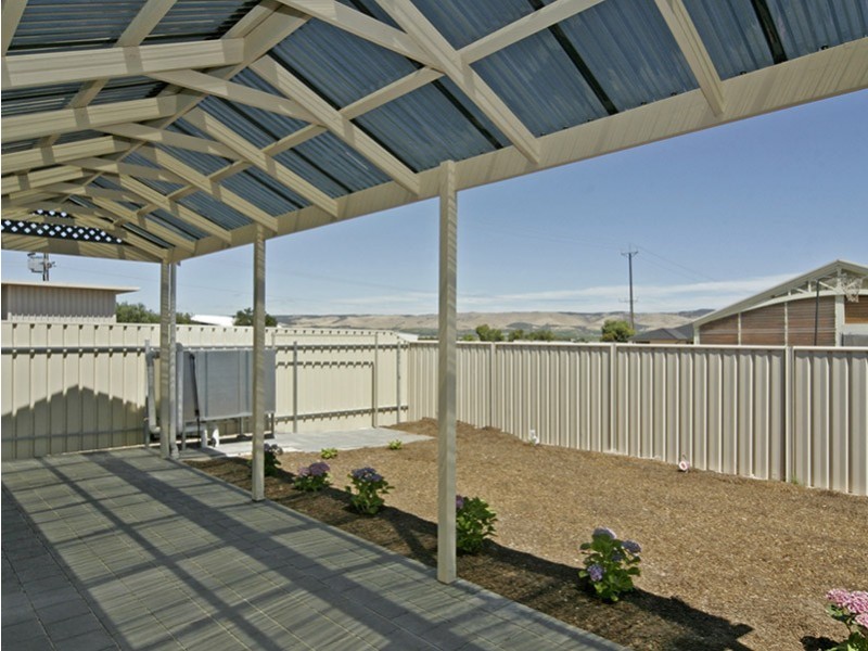 118 Quinliven Road, Aldinga Beach SA 5173