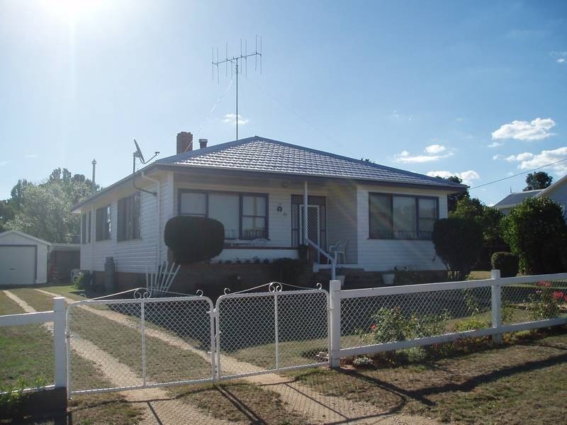 10 Chalker Street, Adaminaby NSW 2629